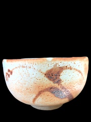 C−４　志野草文茶盌